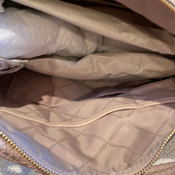 NWT Michael Kors Lexington Large Leather Shoulder Bag, Soft Pink - Picture 9 of 13